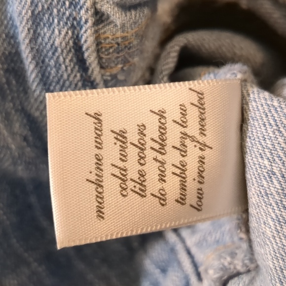 Harper distressed with lace overlay on light wash denim jacket size M - Picture 11 of 14